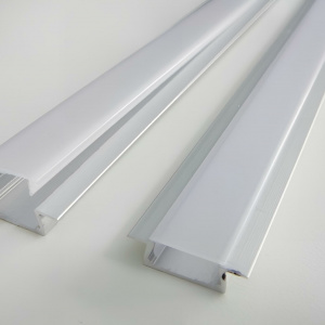 V4 | Vestavný hliníkový profil stříbrný mini pro LED pásek | difuzor čirý nacvakavací  | 2m